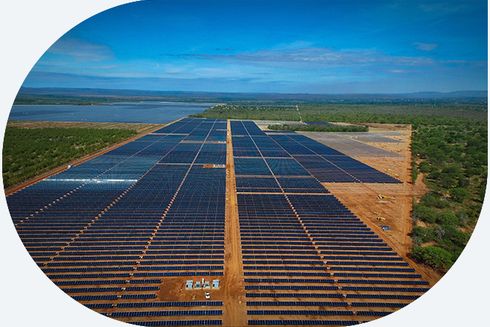 A large solar panel field - Inter-American Development Bank - IDB