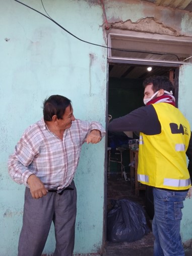 adultos mayores con posibilidades de cumplir el distanciamiento físico. Foto por Gobierno de la Ciudad de Buenos Aires
