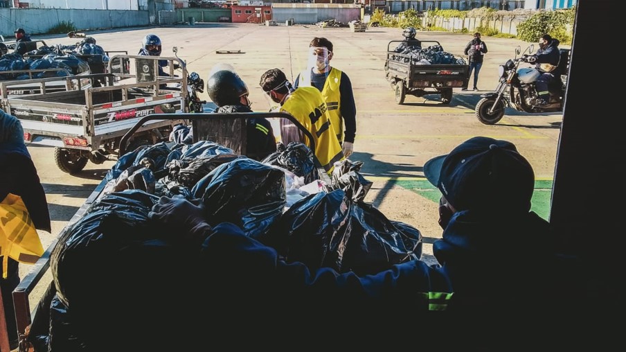 Operativo de distribución de alimentos en Barrio 31. Foto por Gobierno de la Ciudad de Buenos Aires