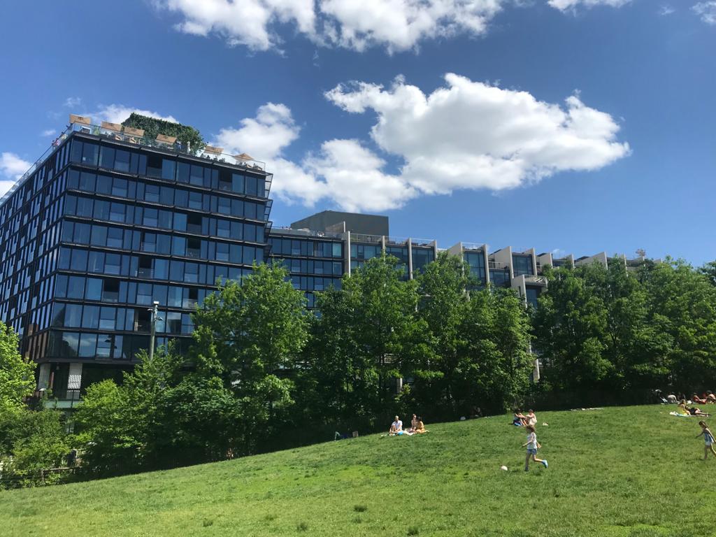 SOURCE: BROOKLYN BRIDGE, NYC 2019. IDB