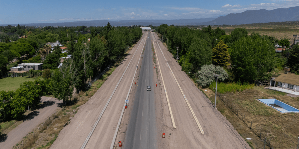 Road infrastructure project in Argentina viewed from above, IDB.