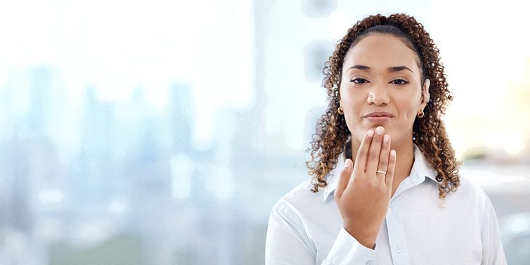 Women communicating in an inclusive language - Inclusion of people with disabilities - Inter American Development Bank - IDB