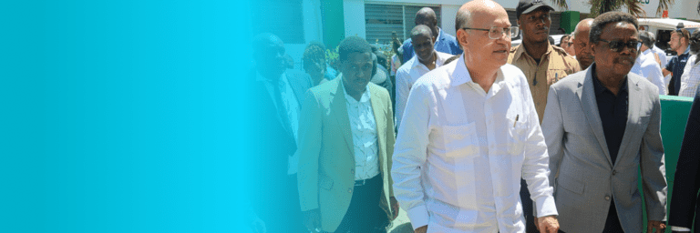 Ian Goldfjan walking with people - Inter American Development Bank - IDB Economic Recovery