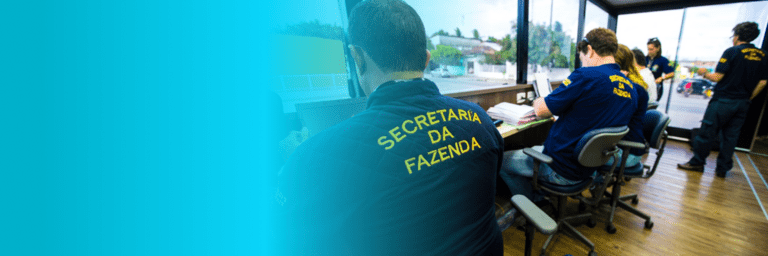 Men sitting with their backs to work in an office - Inter American Development Bank - Fiscal Management