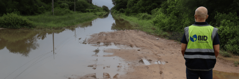 Works on a road - Inter American Development Bank - IDB