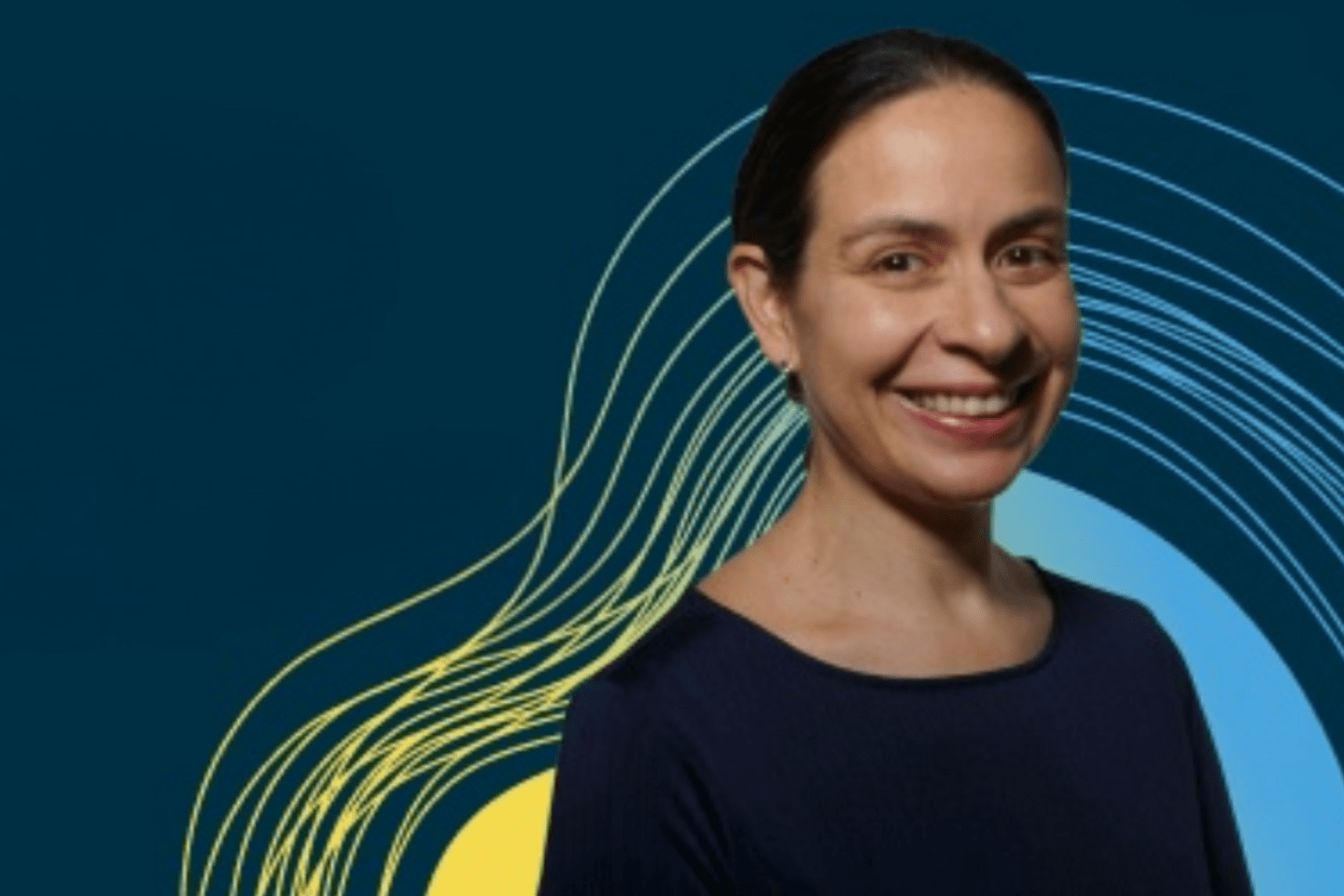 María Eugenia de la Peña especialista en entrevista radial sobre los datos en la gestión de agua y saneamiento.