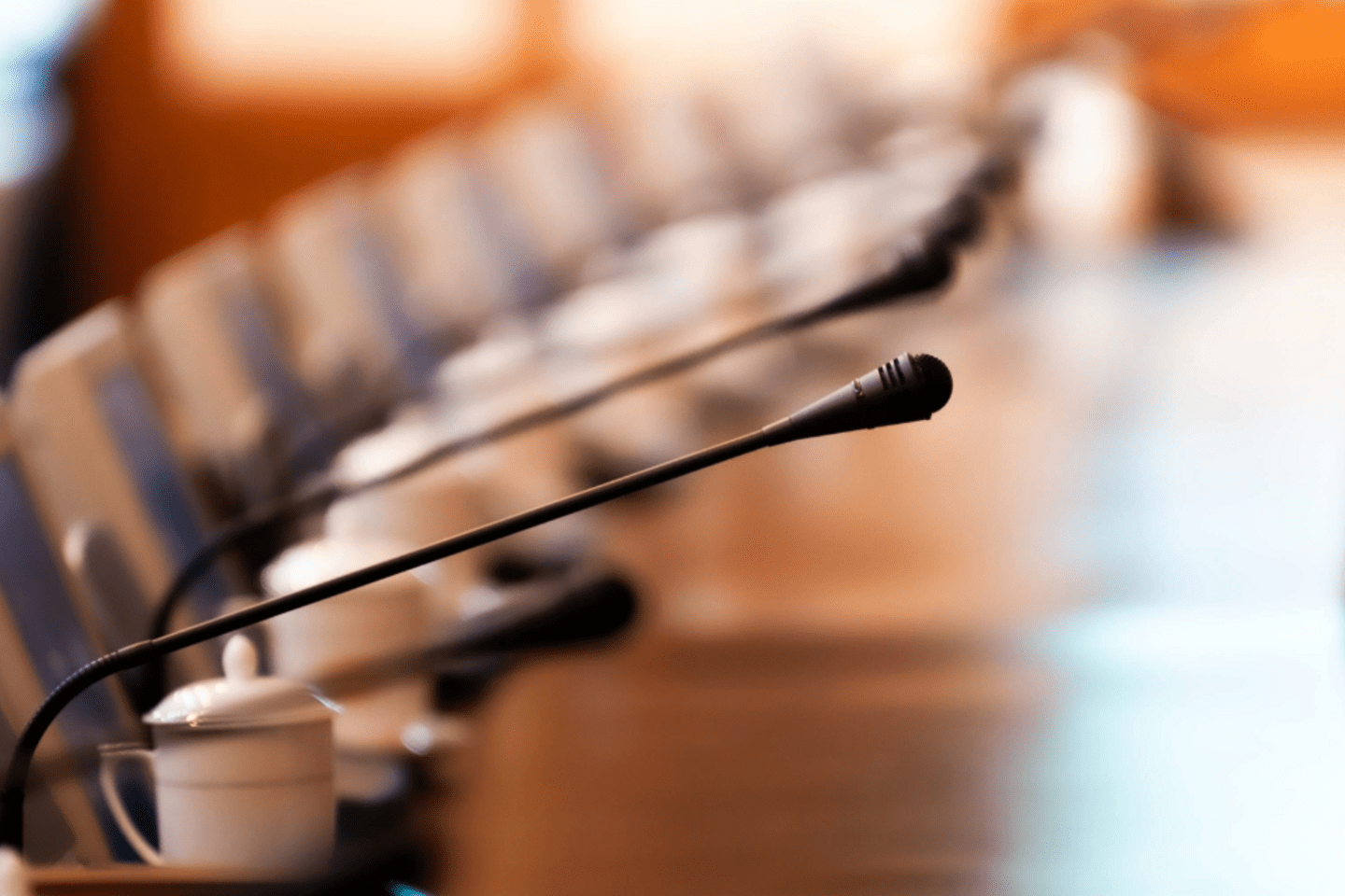 mesa de diretoria - governanca de empresas estatais