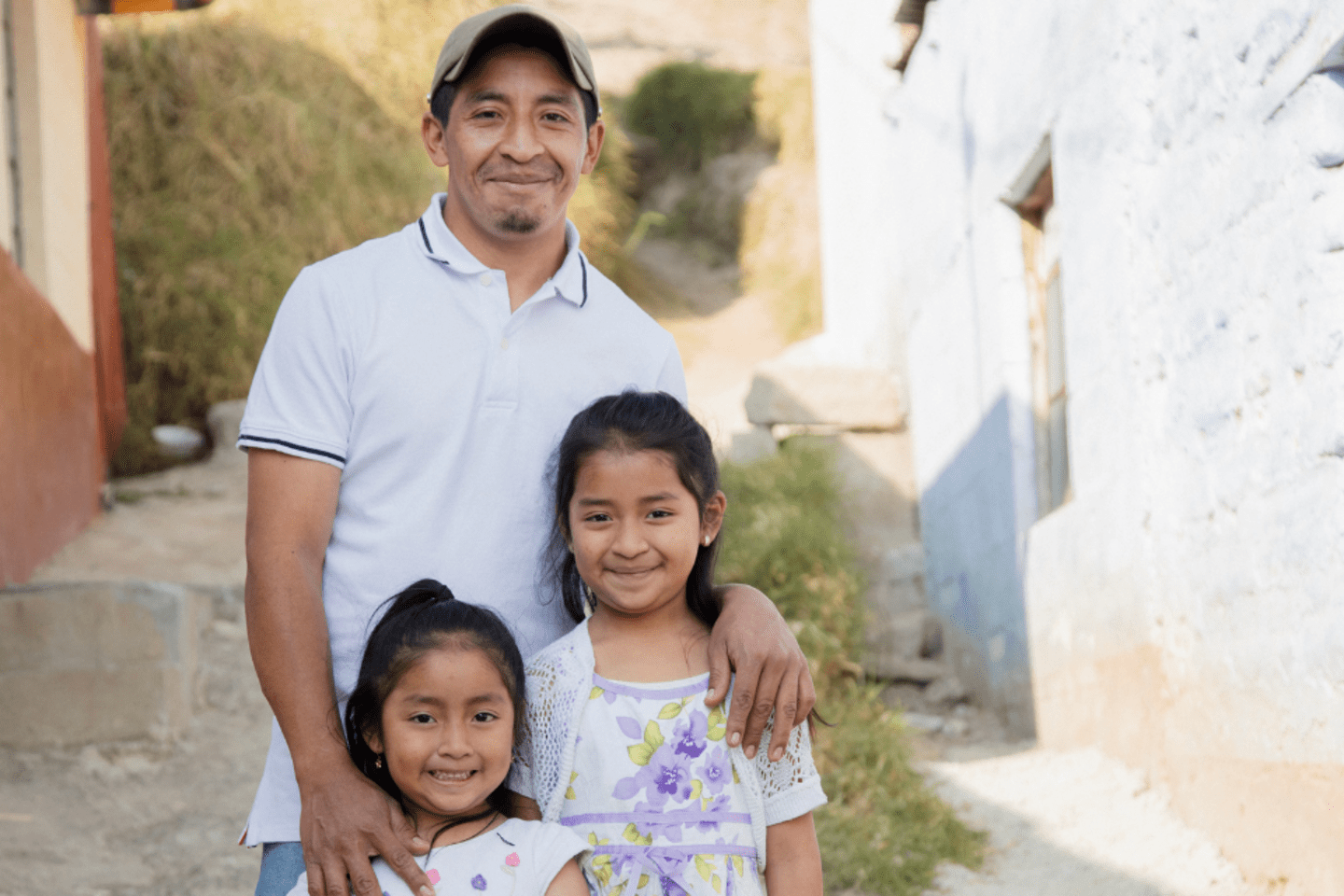 father and his daughters 