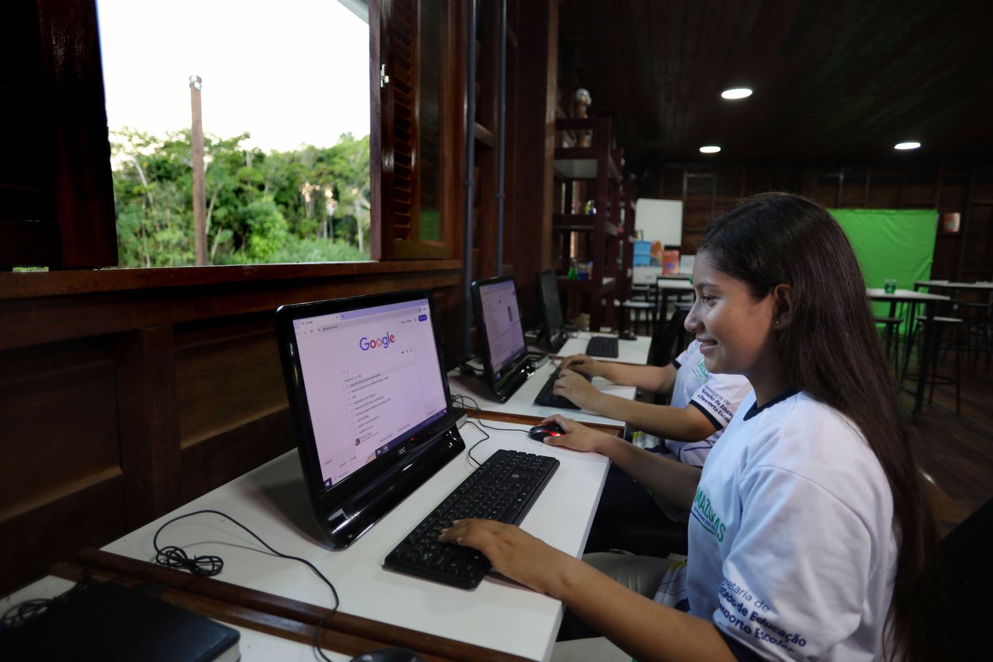 Computer at schools 