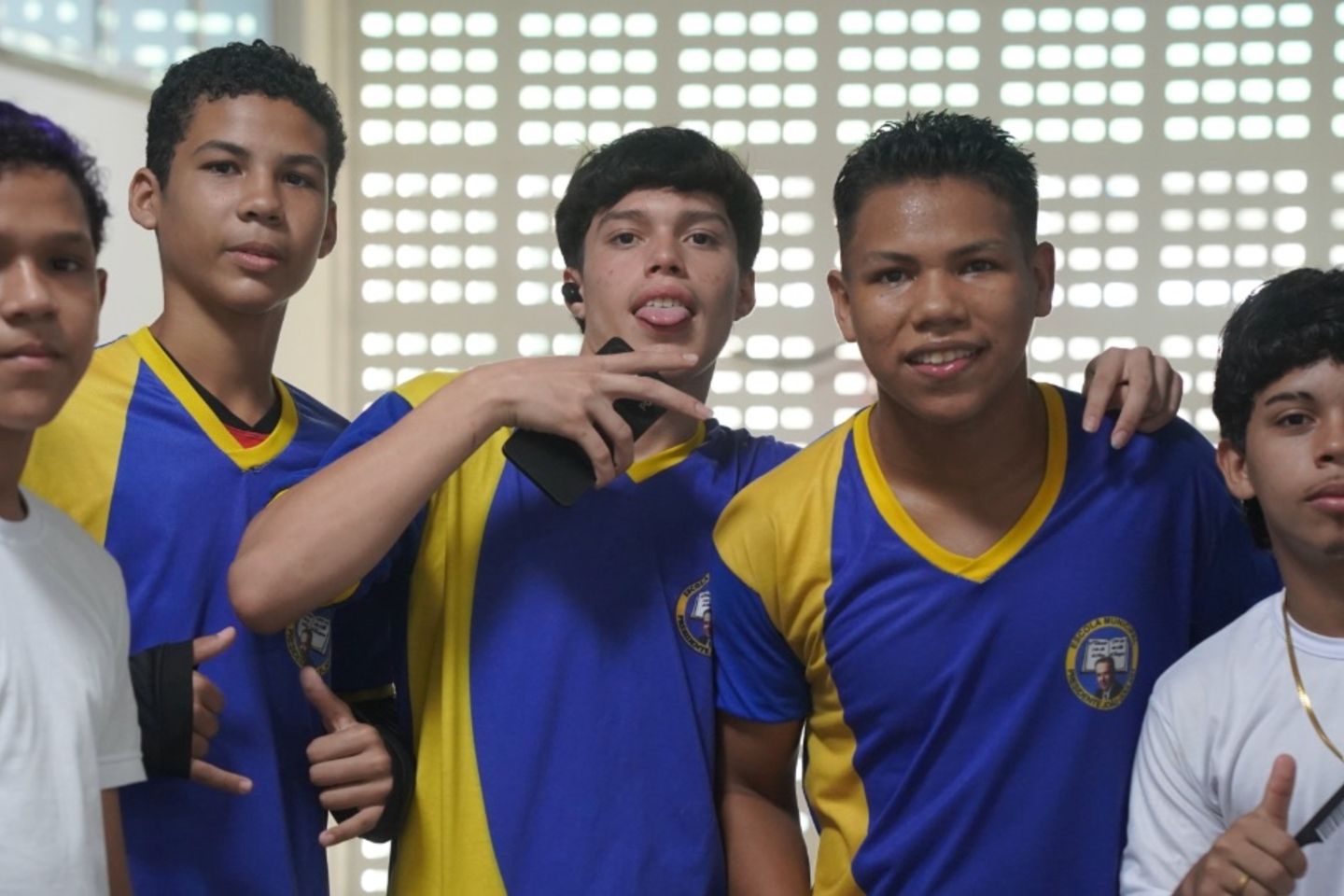 Jovenes BRA