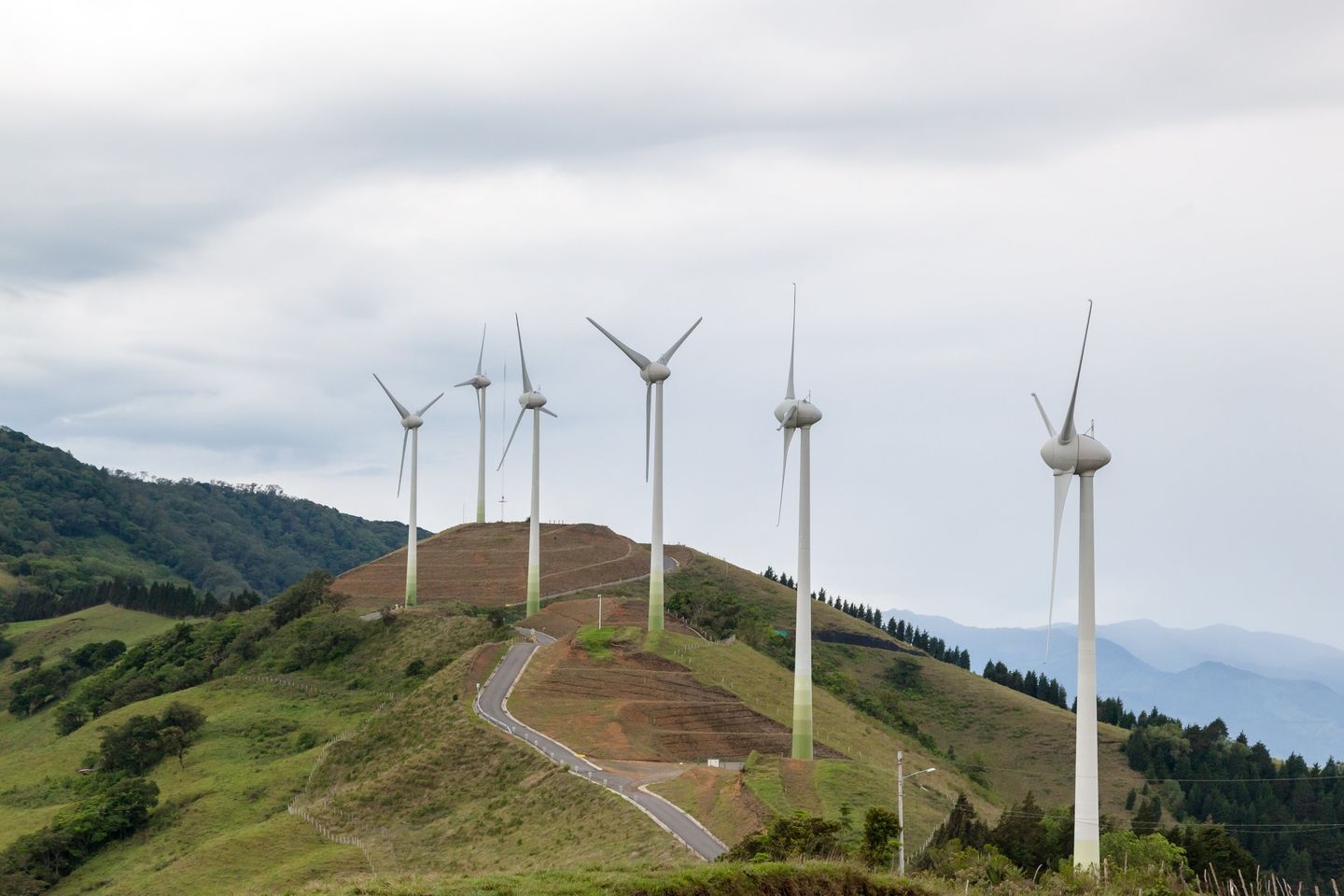 AdobeStock_323348450-min