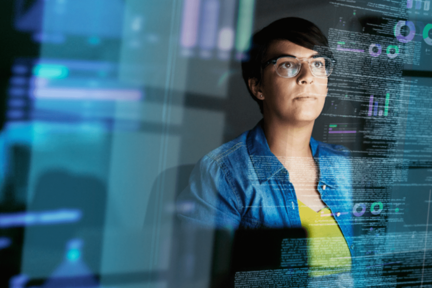 Apostarle al desarrollo de habilidades digitales de los trabajadores de América Latina y el Caribe es esencial para navegar la era tecnológica.