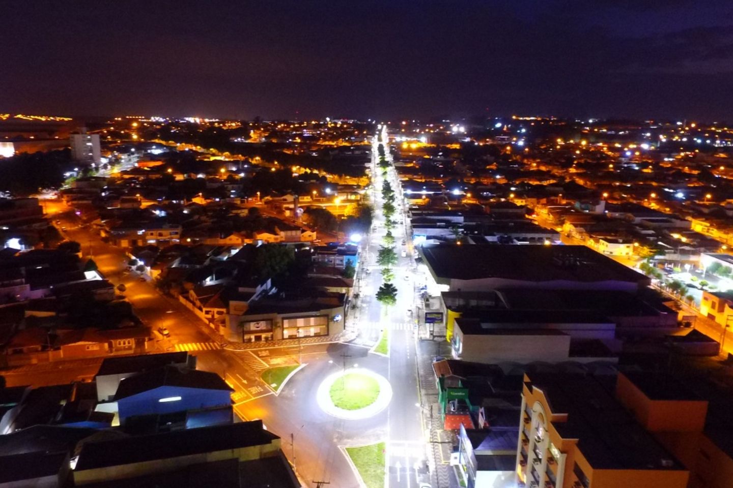 News3_texto2_Avenida-Padre-Alarico-Zacharias_credito_Kirk-Daves-Moriama