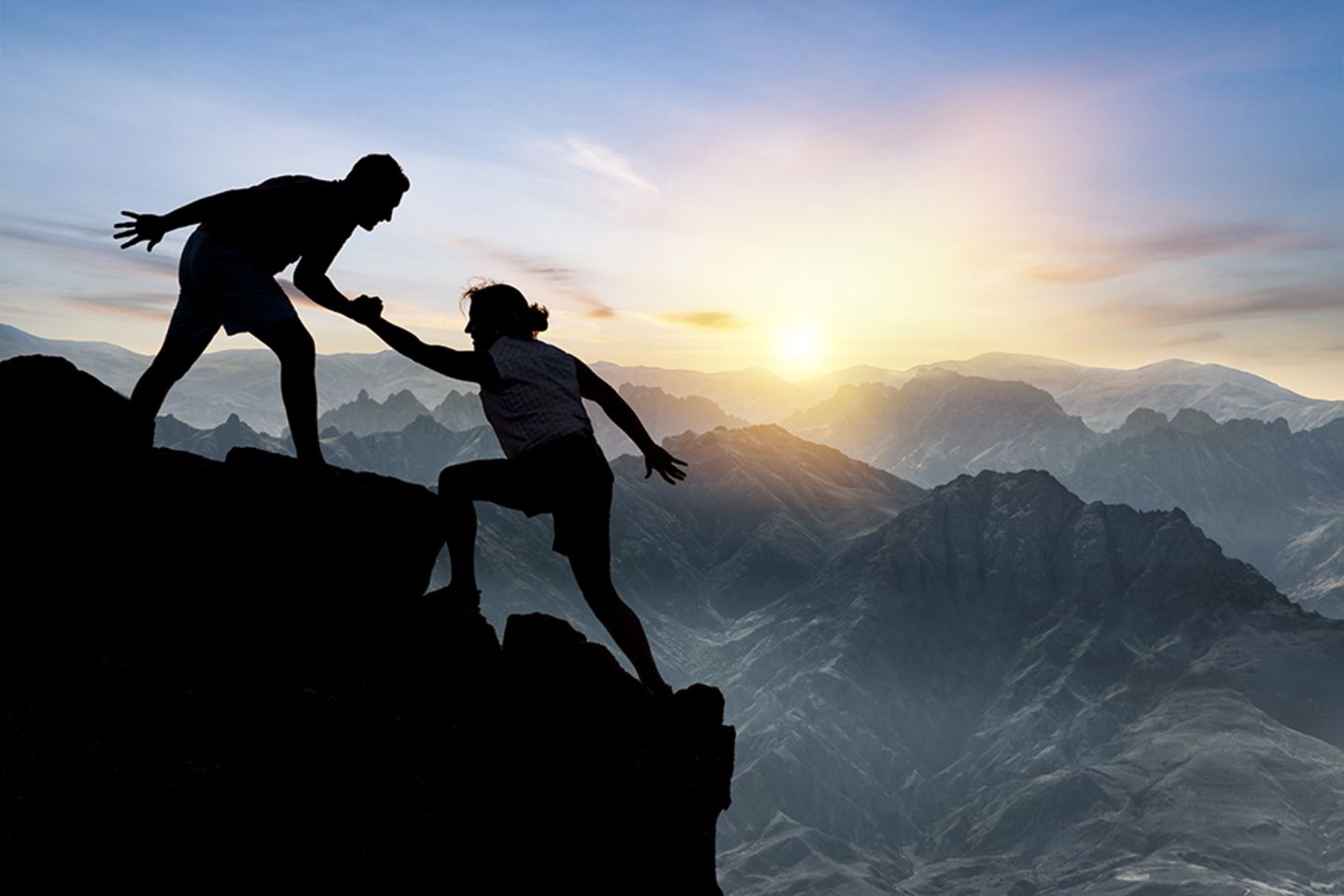 Los países de América Latina y el Caribe necesitan una estrategia fiscal procrecimiento para evitar caer en una trampa de deuda