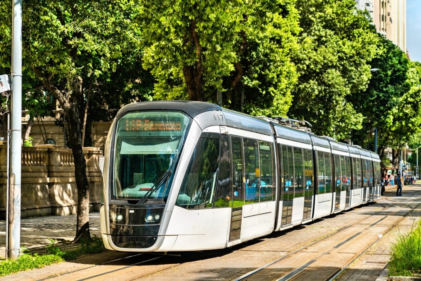 city-tram-rio-de-janeiro-brazil_261932-5574