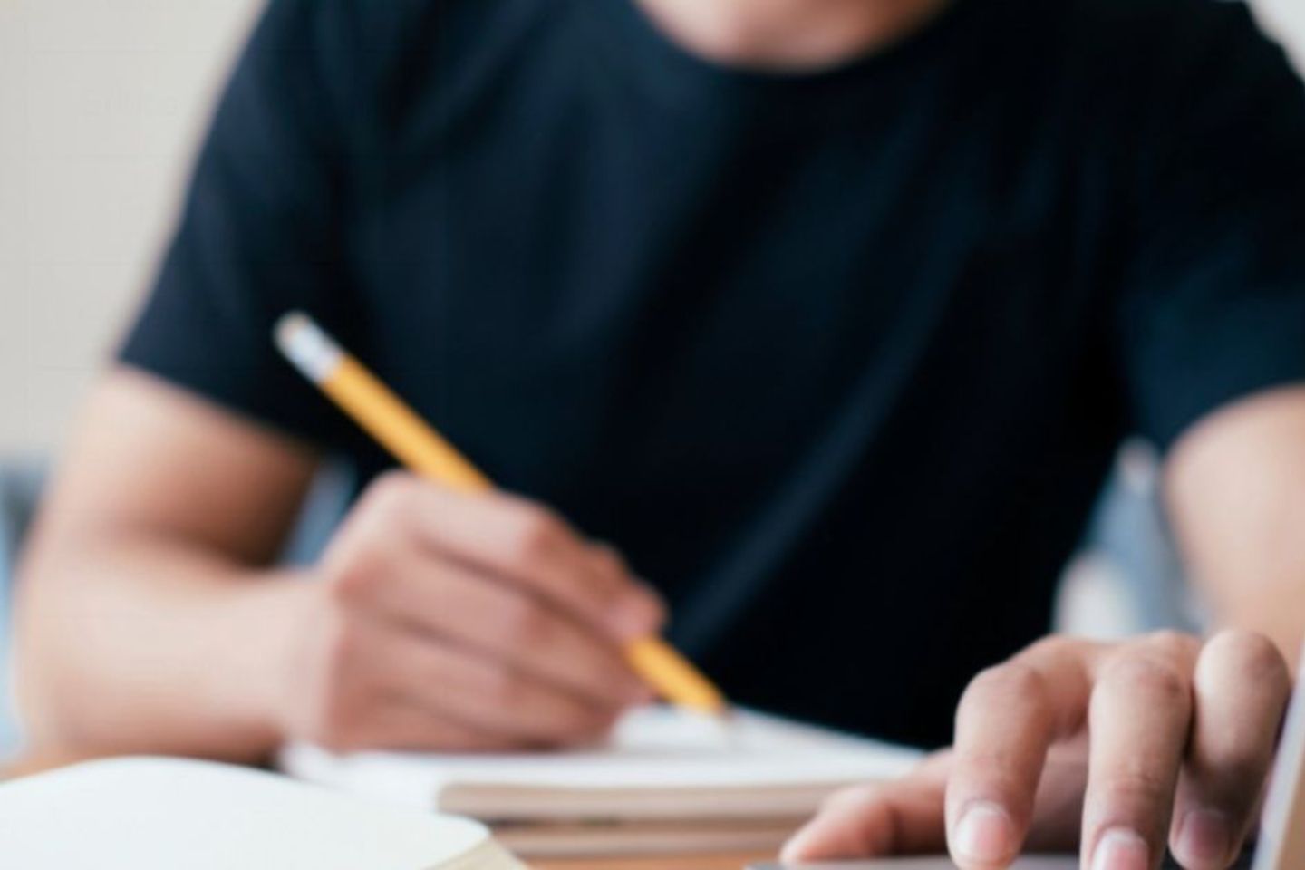 estudante_computador_ia