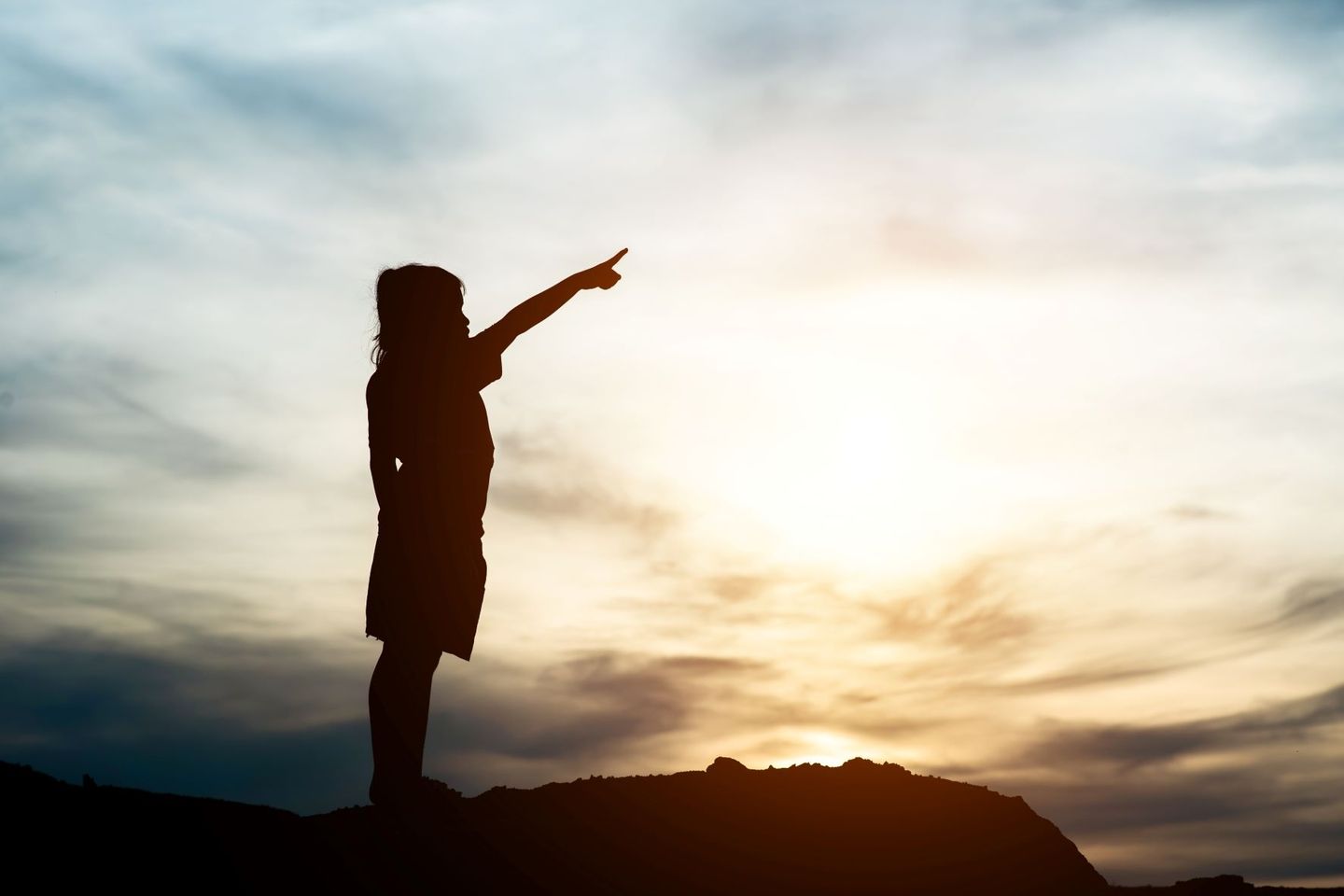 silhouette-little-girl-raising-hand-freedom-happy-time2