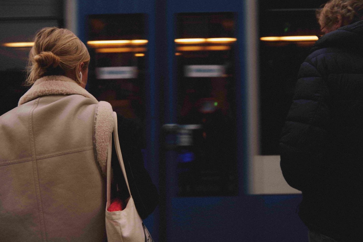 tamara-schipchinskaya-45tZPZWgXKk-unsplash-min