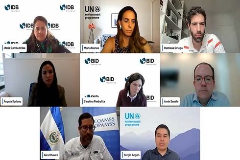 A group of people on a video call. Innovation - Inter-American Development Bank - IDB
