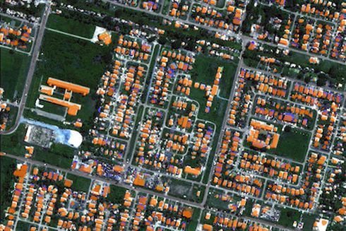 An aerial view of a city. Digital transformation - Inter-American Development Bank - IDB
