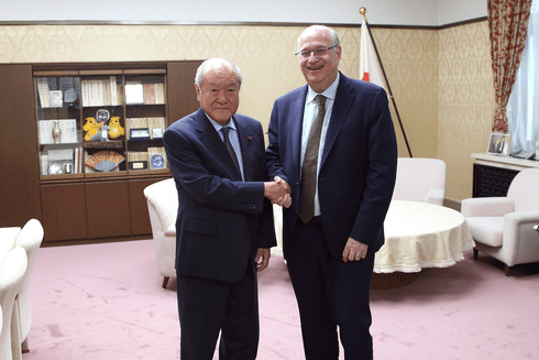 IDB President Ilan Goldfajn and Minister of Finance of Japan Shunichi Suzuki.