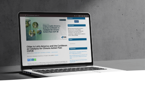 Laptop with the IDB blogs open - Inter American Development Bank - IDB