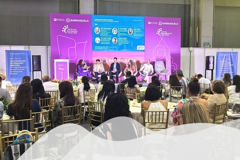 People in a workshop - IDB Cities Network - Inter American Development Bank - IDB