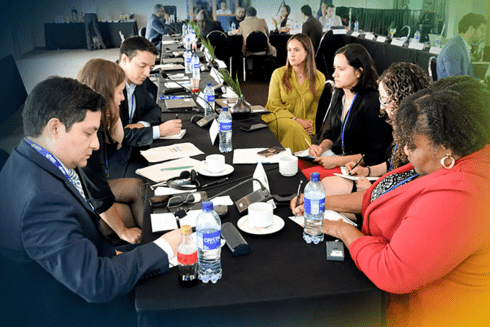 Persons reunited - RegionalClimate Change - Inter American Development Bank - IDB