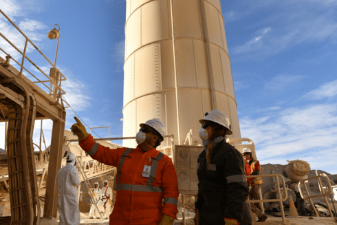 Two persons working together - LAC Minerals- Inter American Development Bank - IDB