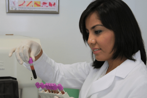 Women working in science - OpportunA - Inter American Development Bank - IDB