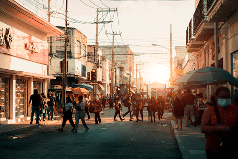People walking on the street - PH4H - Inter American Development Bank - IDB