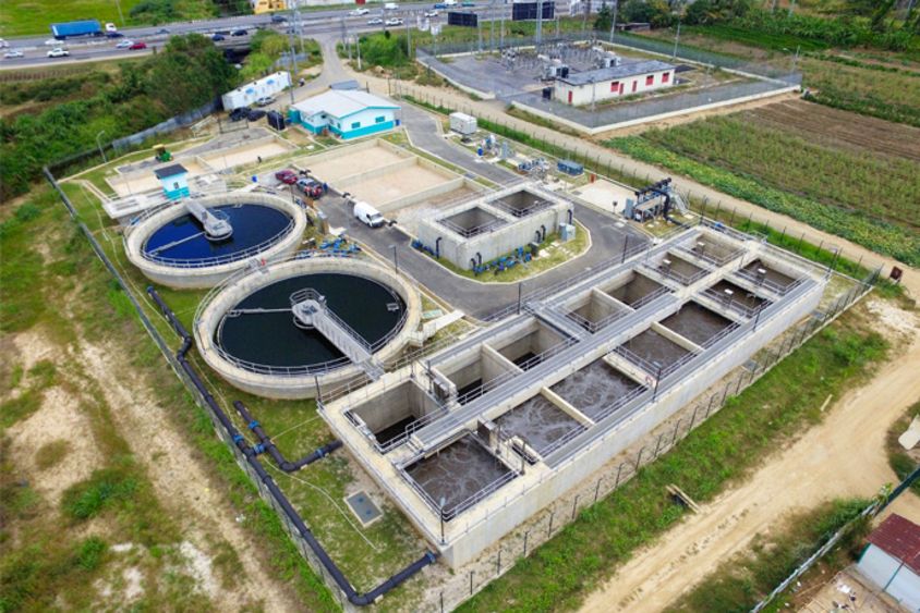Vista superior de planta de tratamiento de aguas. Inversión social y saneamiento - Banco Interamericano de Desarrollo - BID 