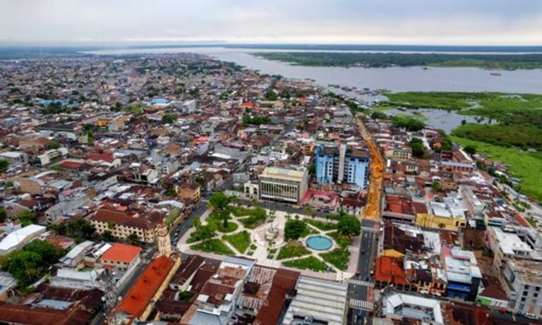 Panorámica de la ciudad de Iquitos en Perú. Desarrollo e infraestructura - Banco Interamericano de Desarrollo - BID 